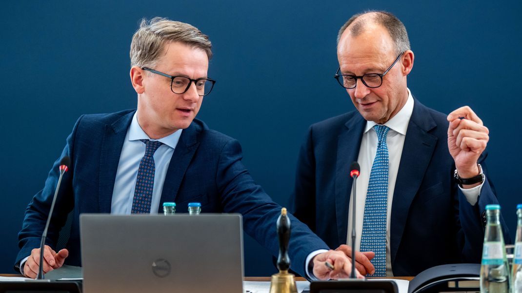 Bis Juli sollen die "wichtigsten Pflöcke" umgesetzt sein, kündigt CDU-Generalsekretär Carsten Linnemann an.