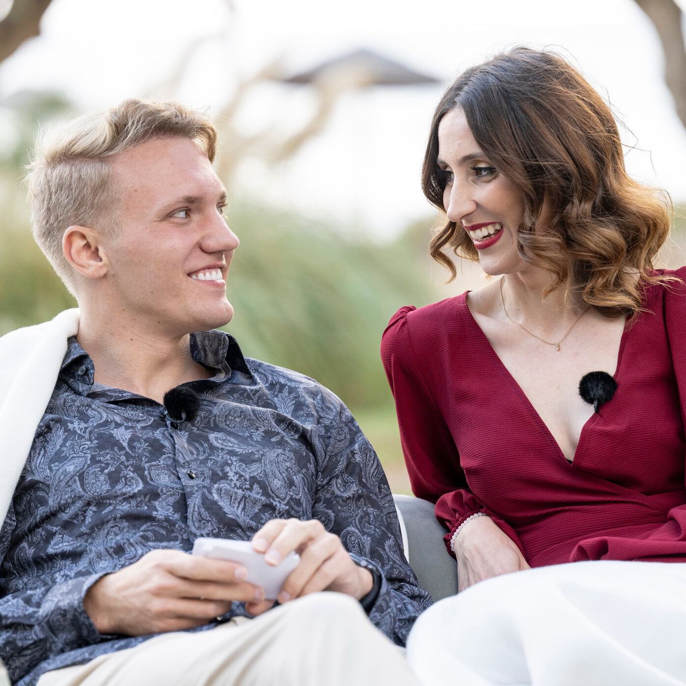 Sind sie ein perfektes Match? Dennis und Larissa verstehen sich auf Anhieb. 