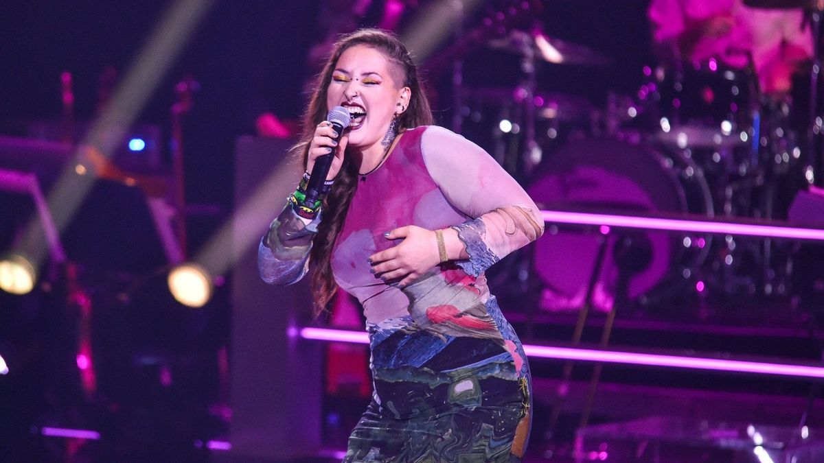 Theresa Steininger performt in den Battles von "The Voice of Germany" 2023