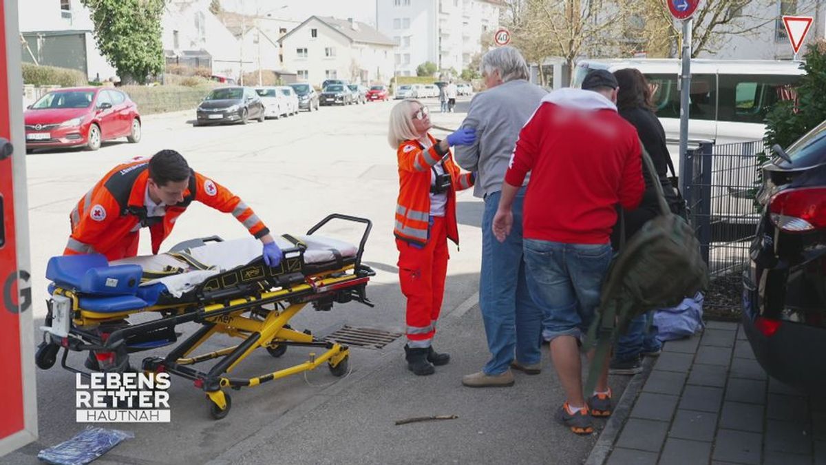Einsatzgebiet Fürstenfeldbruck: Sturz auf offener Straße