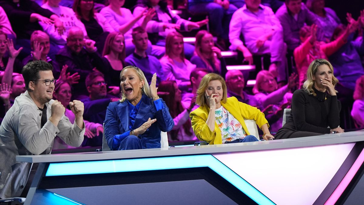 Chris Tall und Janine Kunze vs. Annette Frier und Michelle Hunziker